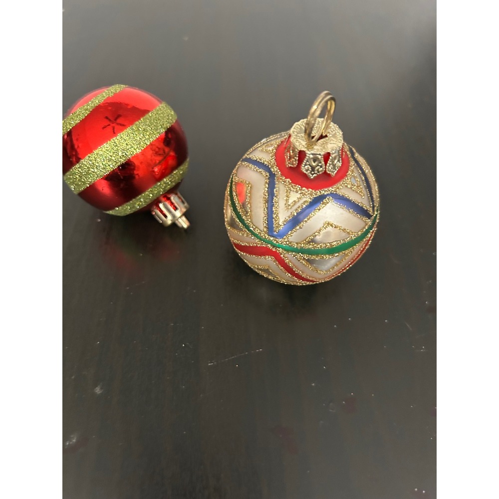 Christmas Ornaments Holiday Glitter Glass Red Green Gold Patterned Set Vintage 2